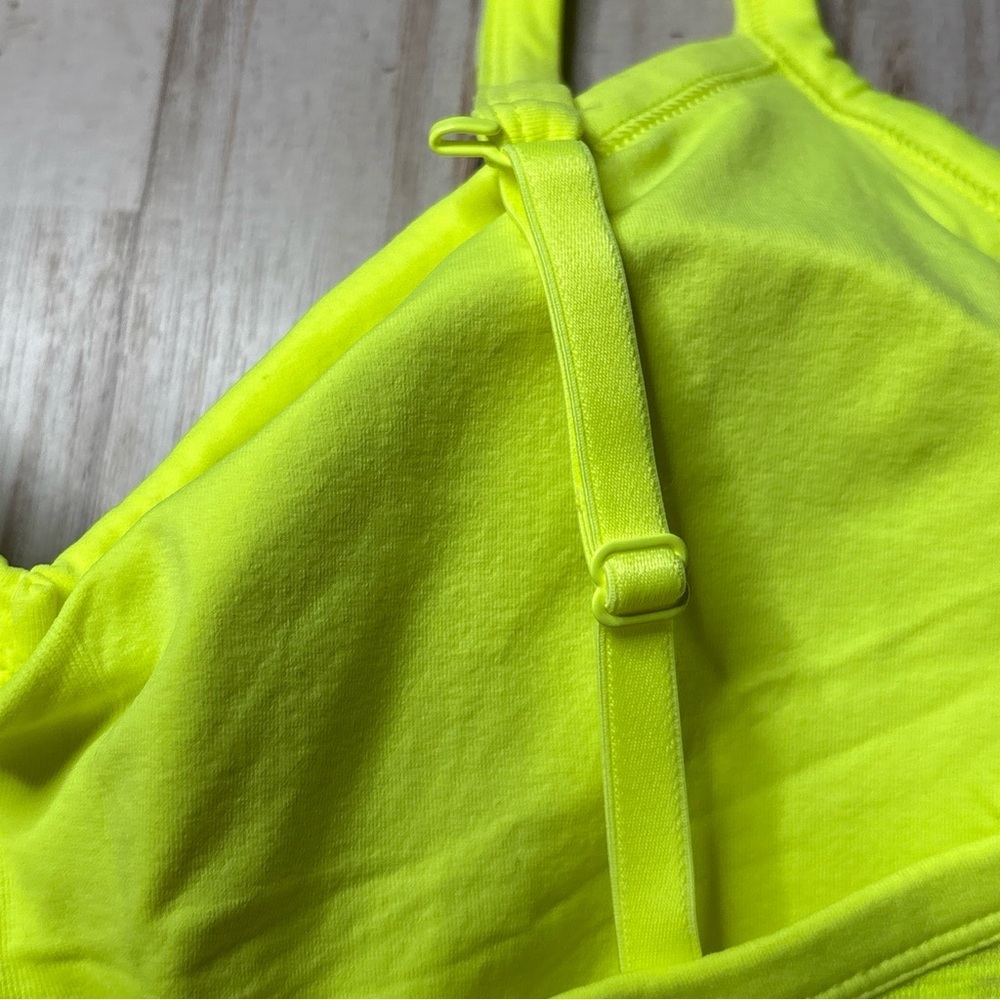Old Navy Active 2X Womens Activewear Top Sports Bra Neon Built In Bra - Picture 8 of 15